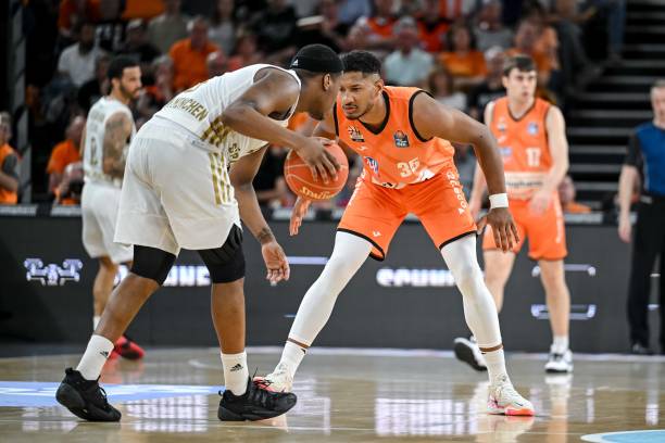 布朗膝盖没 布朗膝盖没