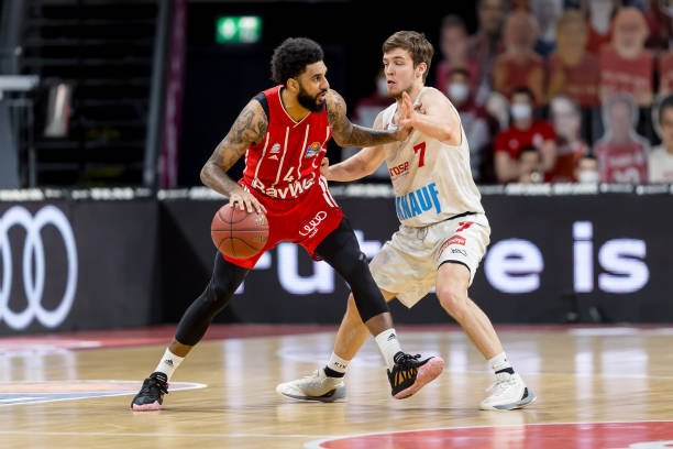 出色主攻 出色主攻